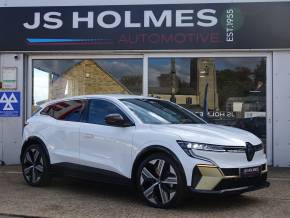 RENAULT MEGANE E-TECH 2023 (73) at JS Holmes Wisbech